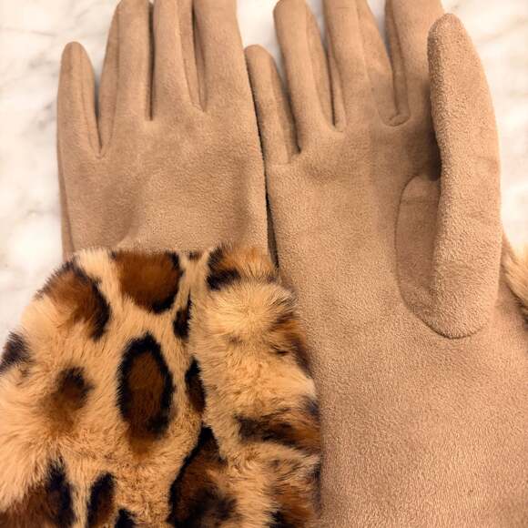 Faux Suede Gloves Leopard Print Faux Fur Cuffs Mob Wife Old Money 90s Luxury S-M - Picture 5 of 7